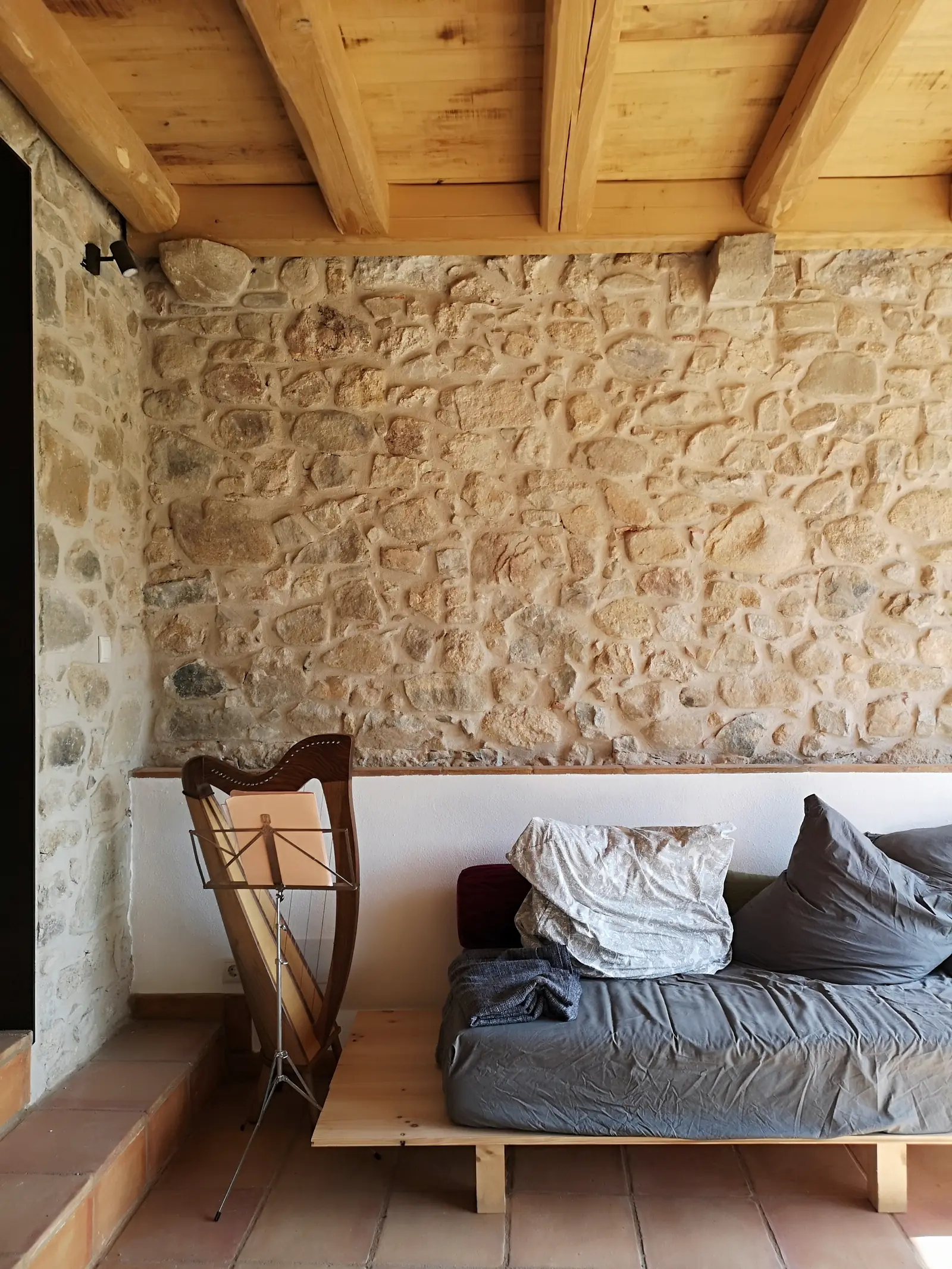 CP·1 La Masia: reforma d’una masia a Afores de Girona — fotografia 4