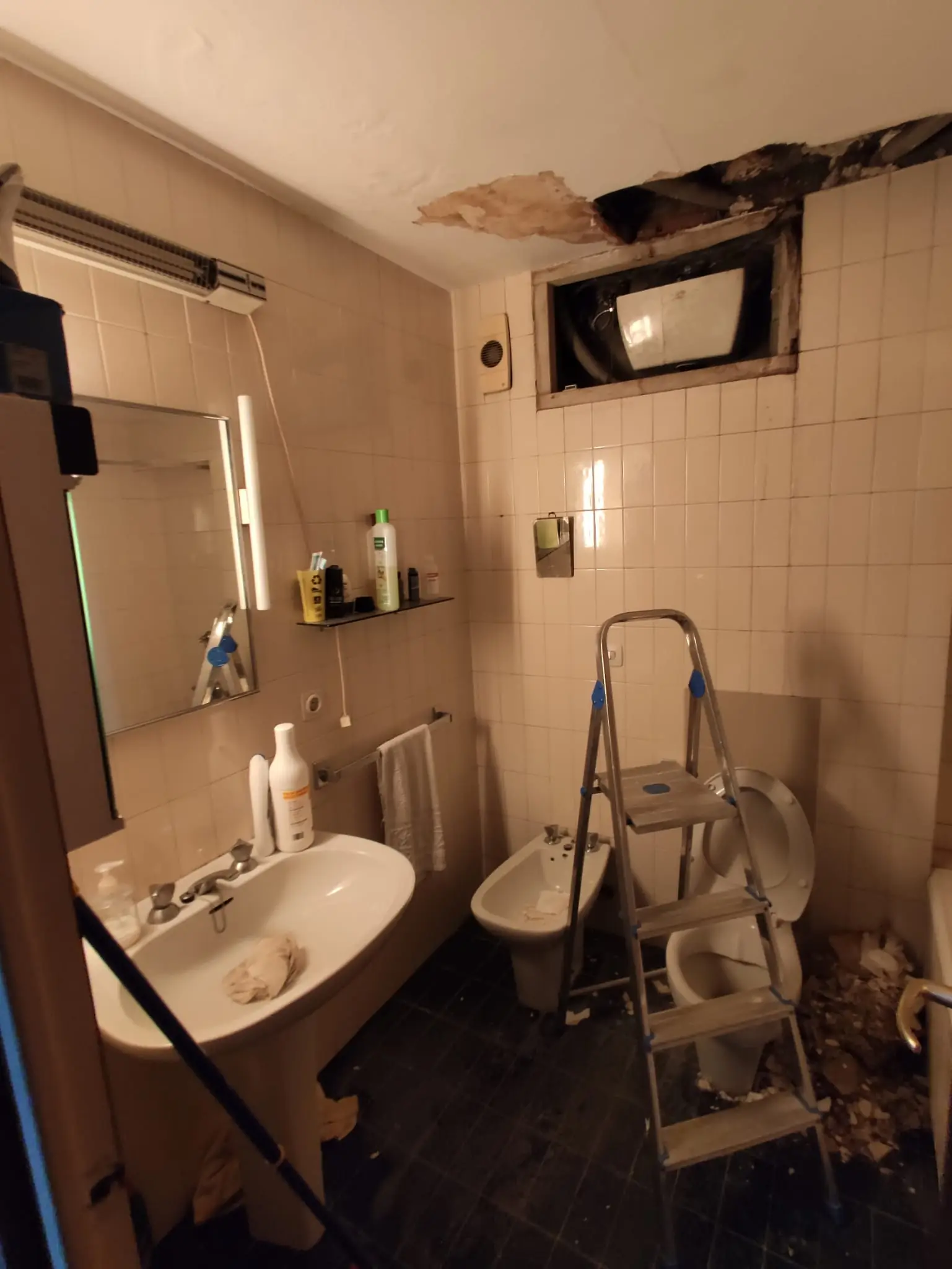 Sant Pere, abans de la reforma: reforma interior d’un habitatge a Girona — fotografia 3